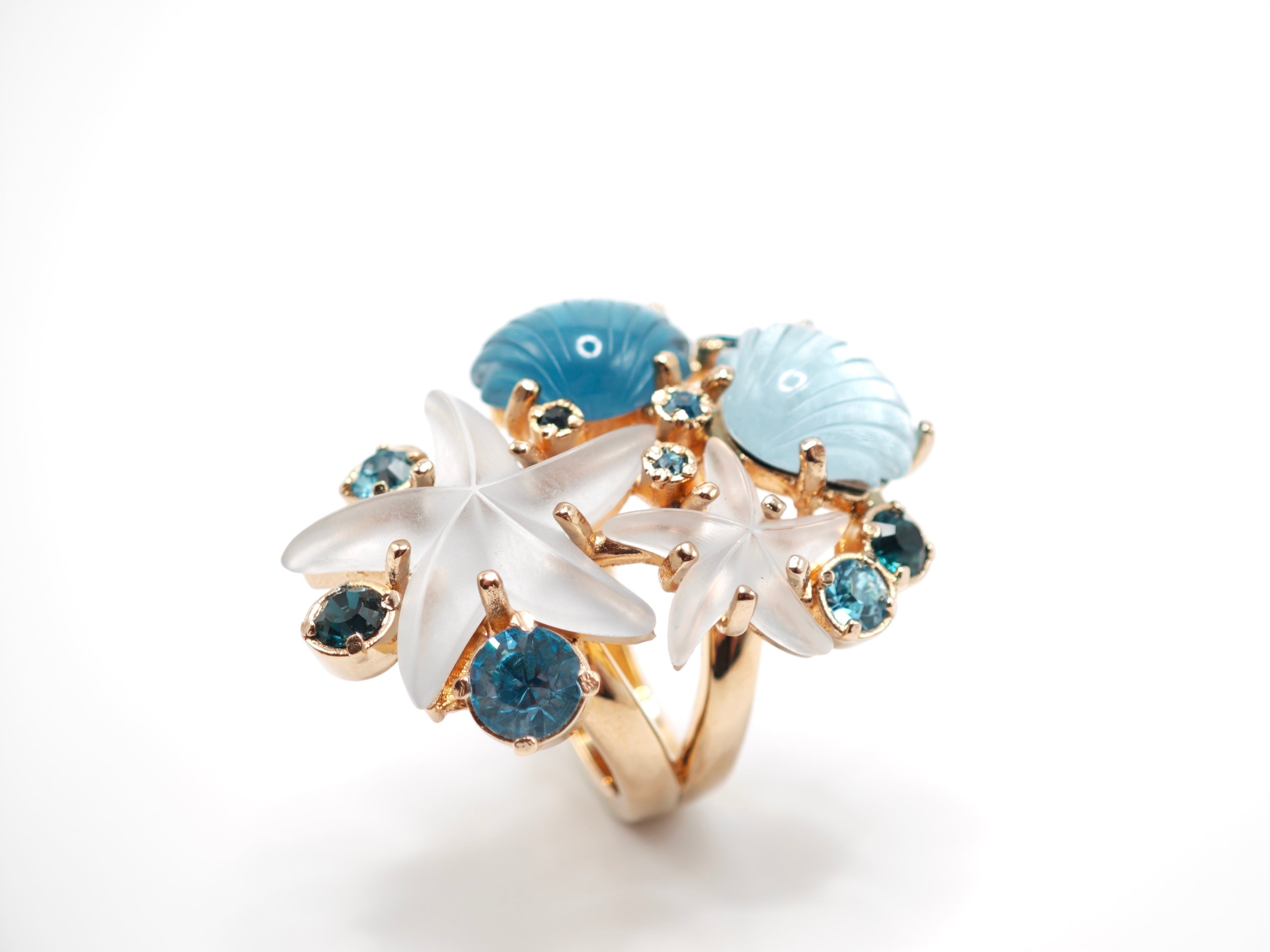 Anello con cristalli color acquamarina e resine a forma di conchiglia e stella marina Amea Luxury