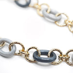 Collana maglie tonde martellate con elementi in resina grigio opaco Amea Luxury_2