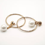 Orecchini a bottone con pendente a cerchio e perla Amea Luxury_1