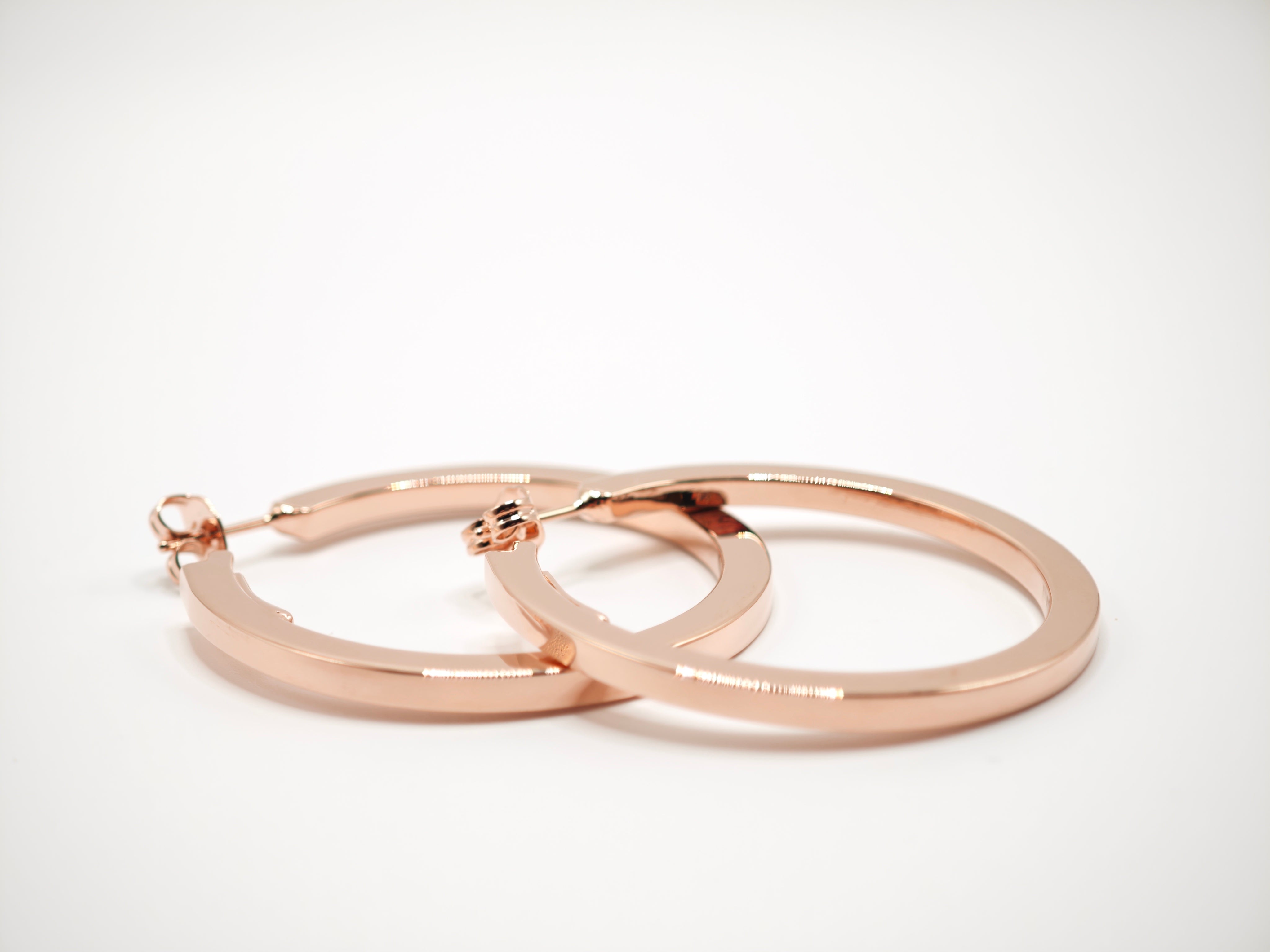 Orecchini a cerchio aperti square Amea Luxury_5