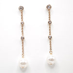 Orecchini pendenti con cristalli e perla finale Amea Luxury