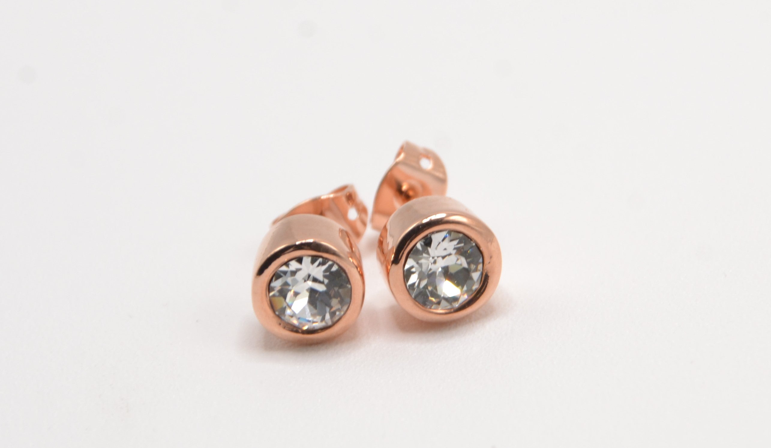 Orecchini punto luce placcati Oro Rosa 24kt Amea Luxury_3